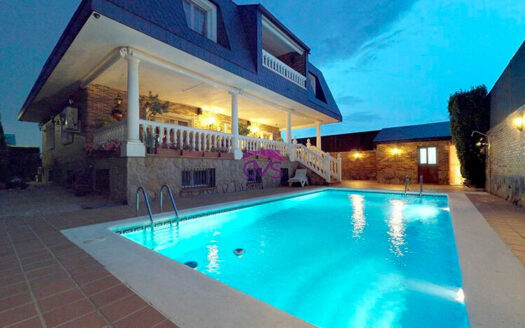 Impresionante chalet en Griñón